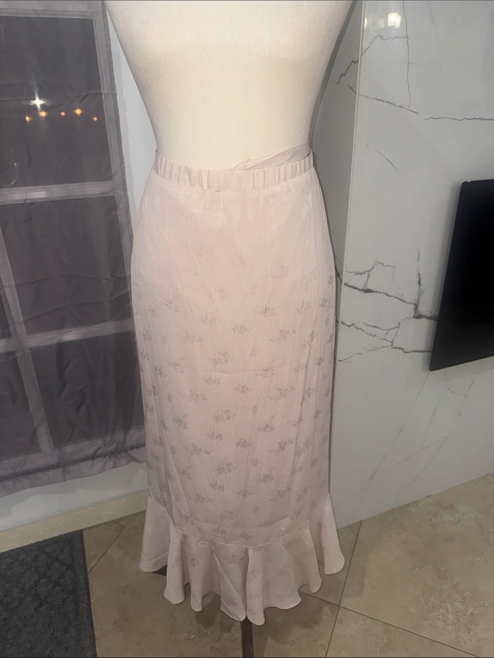 Max Studio Blush Pink Ruched Side Midi Skirt - Picture 4 of 4